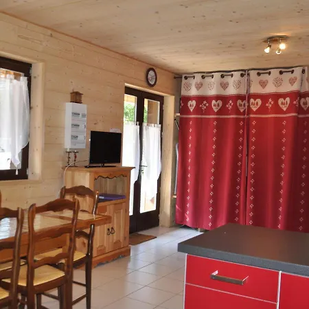 Apartment En Avec Multi Pass A 3€/jour, Rez-de-chaussee, Parking, Proche Portes Du Soleil - Fr-1-692-56 La Chapelle-d'Abondance